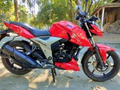 TVS Apache RTR 160 4V